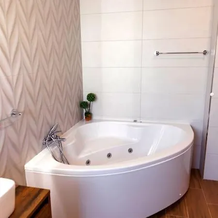 וילה Vista D'ouro- A Luxury In The Mountains פונטה דה בארקה