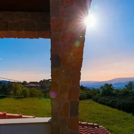 Villa Vista D'ouro- A Luxury In The Mountains