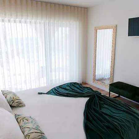 Vista D'ouro- A Luxury In The Mountains Ponte da Barca