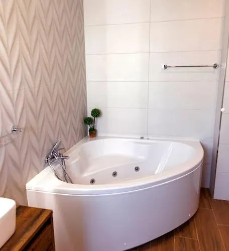 Villa Vista D'ouro- A Luxury In The Mountains Ponte da Barca