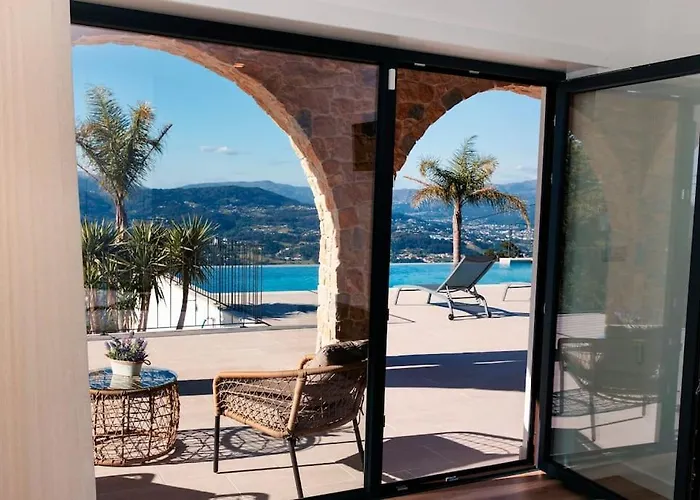 Villa Vista D'ouro- A Luxury In The Mountains