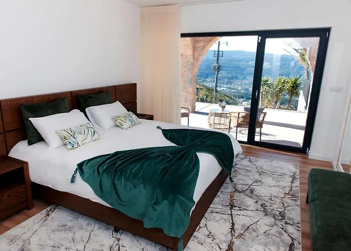 Villa Vista D'ouro- A Luxury In The Mountains *